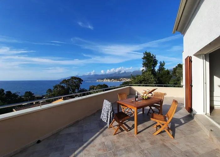 Sirio Vakantiehuis Saint-Florent (Corsica)